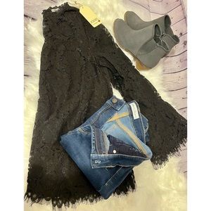 🆕 Jodifil NWT Black Lace Blouse | Sz S | Intricate Bell Sleeve Lace Blouse